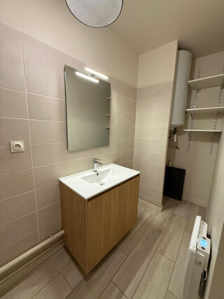  Appartement à louer 1 pièce 26 m²