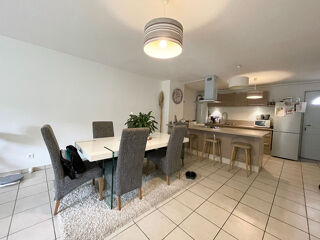  Appartement  vendre 4 pices 111 m