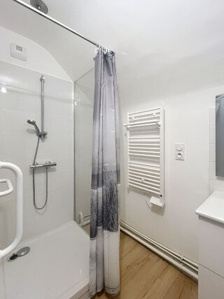  Appartement  vendre 4 pices 58 m