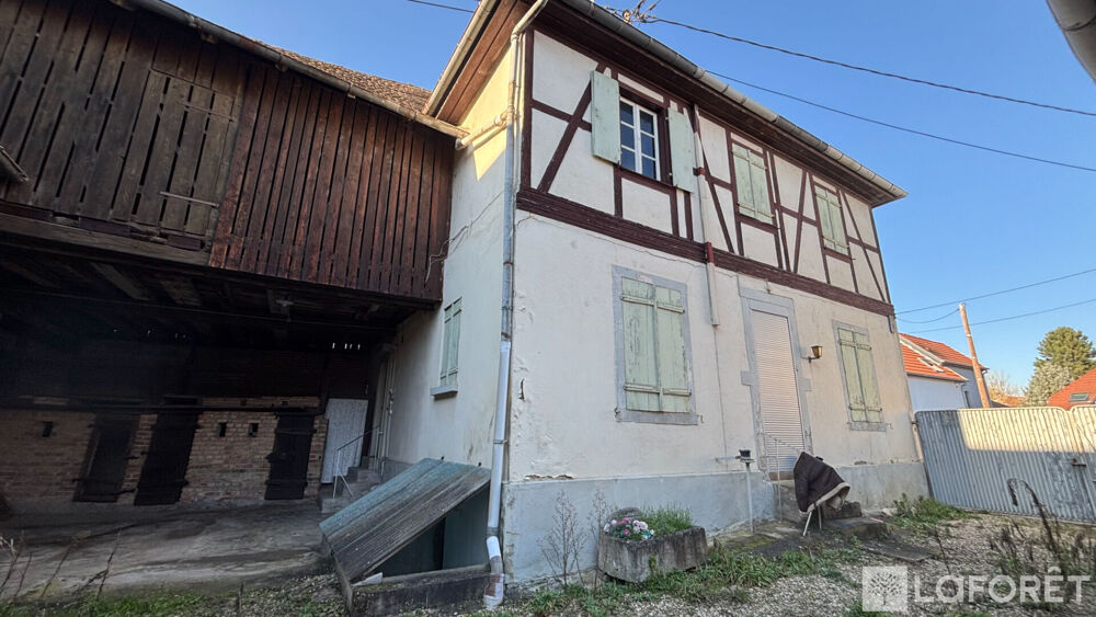 Maison d'habitation avec dépendances à Rhinau