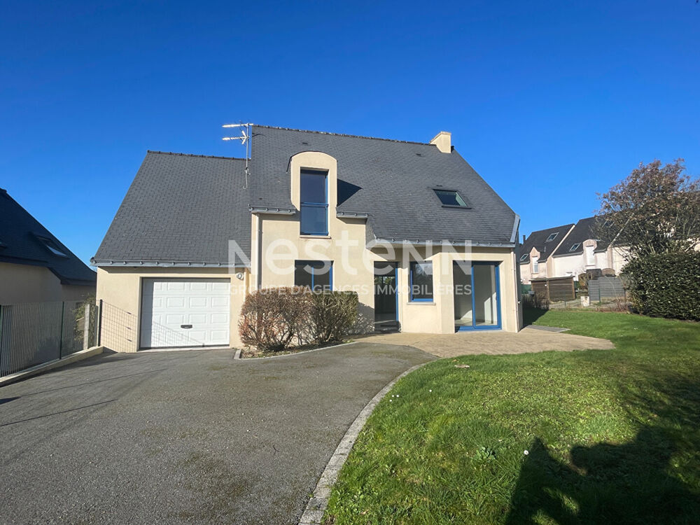Maison à vendre à Elven - Vie de plain pied - 4 chambres - jardin