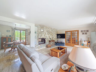  Maison à vendre 6 pièces 197 m²