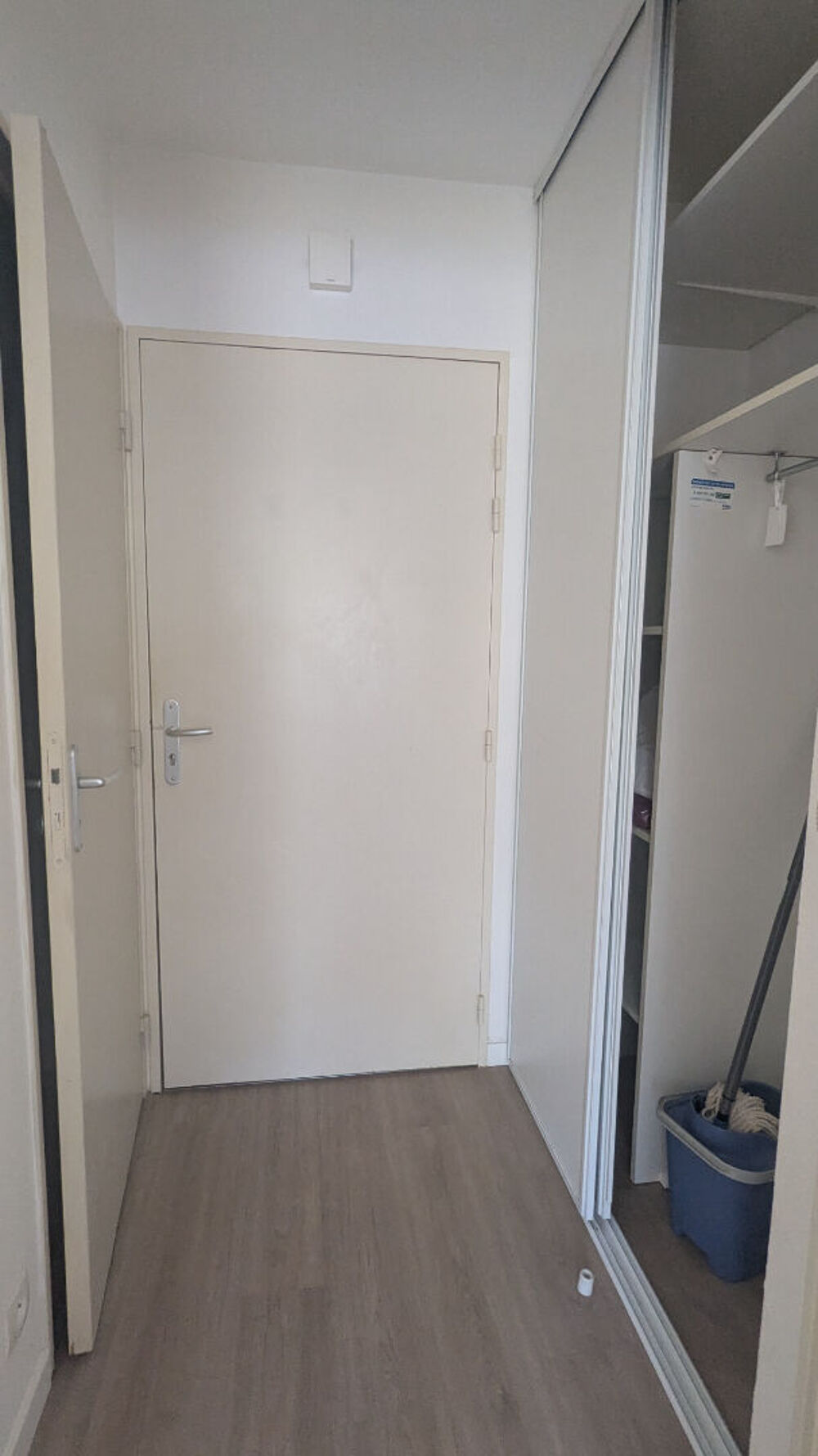 Location Appartement Appartement T2 - 28.8m² - MEUBLE - REZ DE CHAUSSEE - PARKING - SAINT SEBASTIEN SUR LOIRE Saint sebastien sur loire