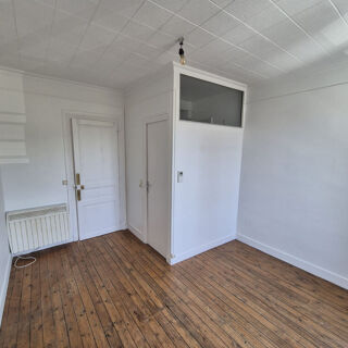  Appartement à louer 2 pièces 30 m²