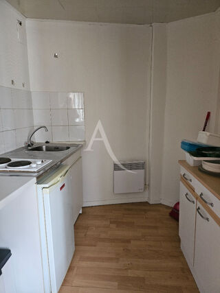  Appartement à louer 1 pièce 25 m²