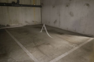  Parking / Garage à vendre 16 m²