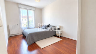  Appartement à louer 5 pièces 103 m²