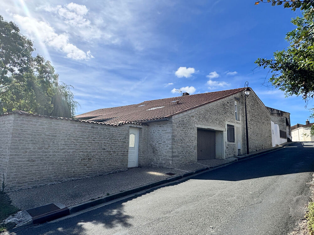 Vente Maison Maison Genouille Genouille