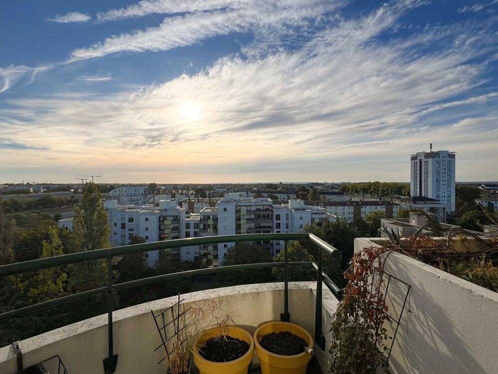 Appartement de 3 pièces de plus de 72m² dans résidence de standing avec ascenseur à ANGERS QUARTIER PARC BELLEFONTAINE