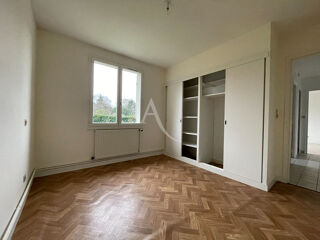  Maison à louer 3 pièces 81 m²