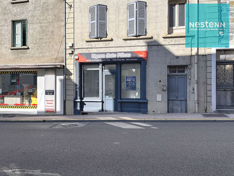 Local commercial Bo&euml;n sur Lignon 42 m&sup2; - centre ville sur axe principal tr&egrave;s passant 300 42130 Boen sur lignon