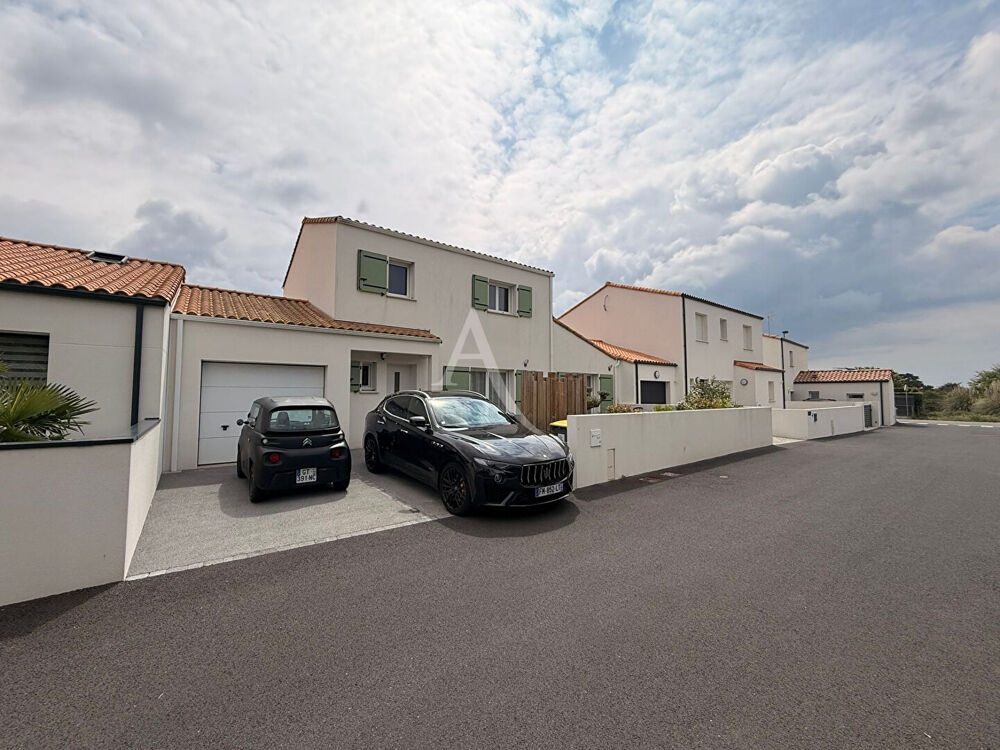 Vente Maison Maison récente avec suite parentale, 4 Chambres, piscine et confort moderne aux Sables-d'Olonne Les sables d olonne