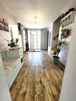  Maison � vendre 10 pi�ces 200 m�