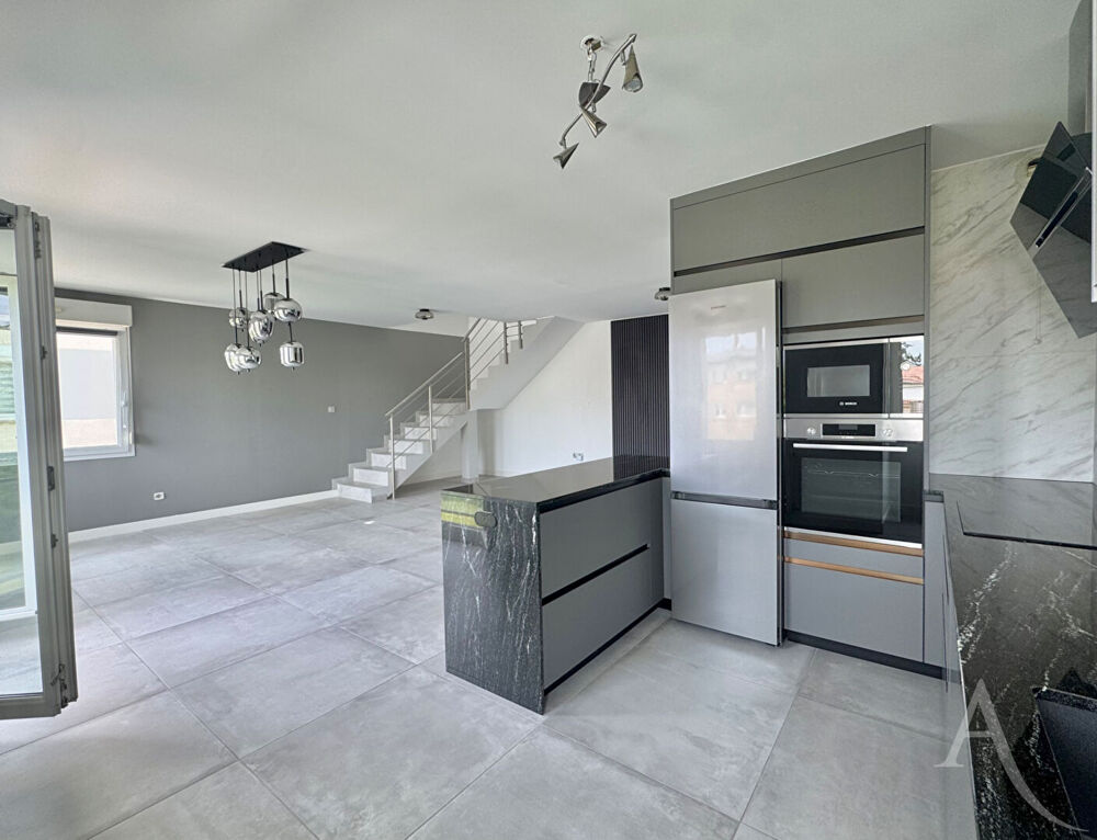 Vente Appartement Magnifique Duplex T3 de 85,15 m² avec son garage + son parking + sa cave Terville