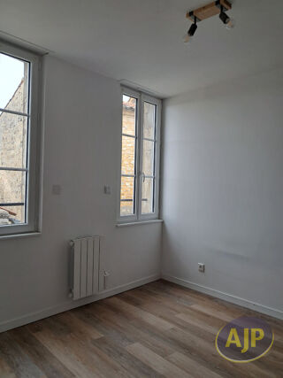 Location Maison Maison Pons 63.82 m2 Pons