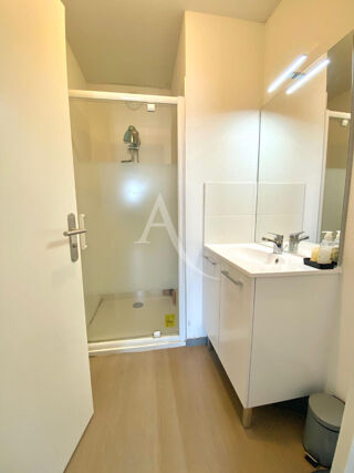  Appartement � vendre 4 pi�ces 86 m�