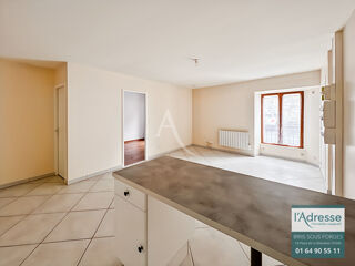  Appartement à louer 2 pièces 42 m²