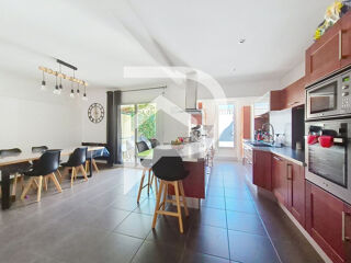  Maison  vendre 6 pices 142 m