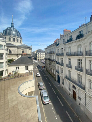 Vente Appartement RÉSIDENCE SENIORS : T2 de 55.49 m² avec double Balcon, Cave et Parking Nantes