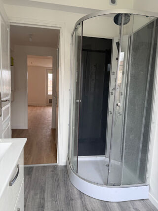  Appartement � louer 4 pi�ces 96 m�