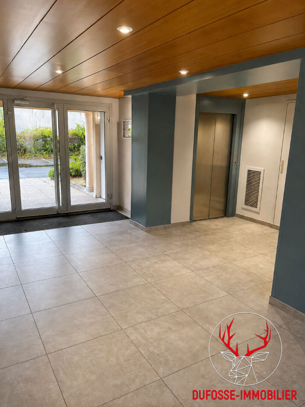 T3 82 m² - Terrasse - Garage double - Parking - Vendu loué - Rentabilité 5 %