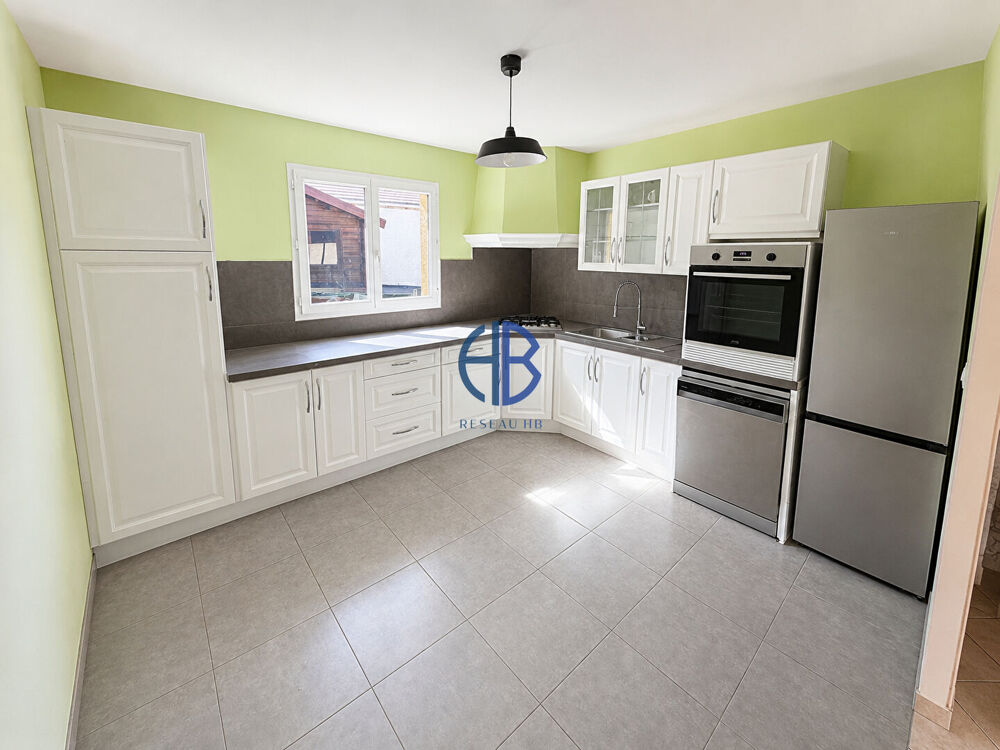 Vente Maison Maison plain pied 4 chambres 112 m2 avec garage Salagnon