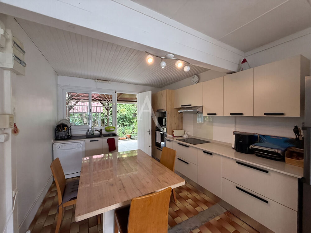 Maison 4 chambres aux Abymes : Fort potentiel locatif ou familial