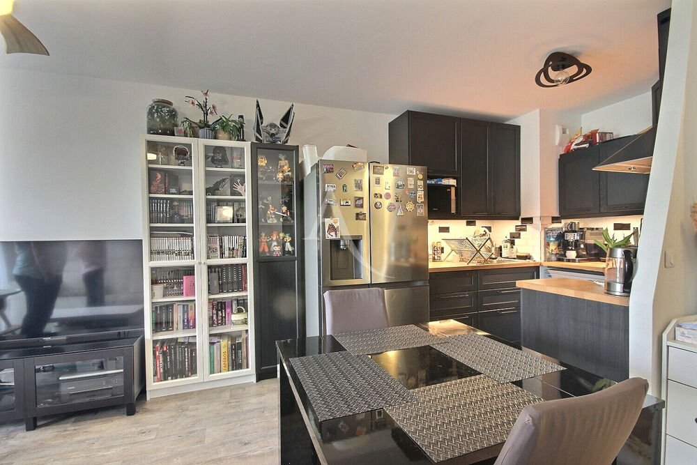 Appartement Pierrelaye 2 pièces - jardin privatif 330m²