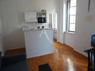  Appartement à louer 2 pièces 31 m²