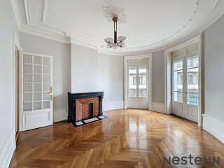  Appartement � vendre 5 pi�ces 137 m�