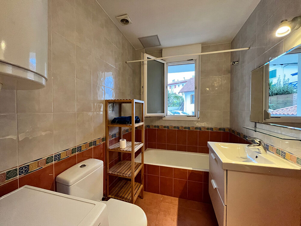 Location Appartement T2 meublé à louer à l'année Hendaye
