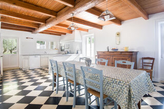  Maison  vendre 7 pices 215 m