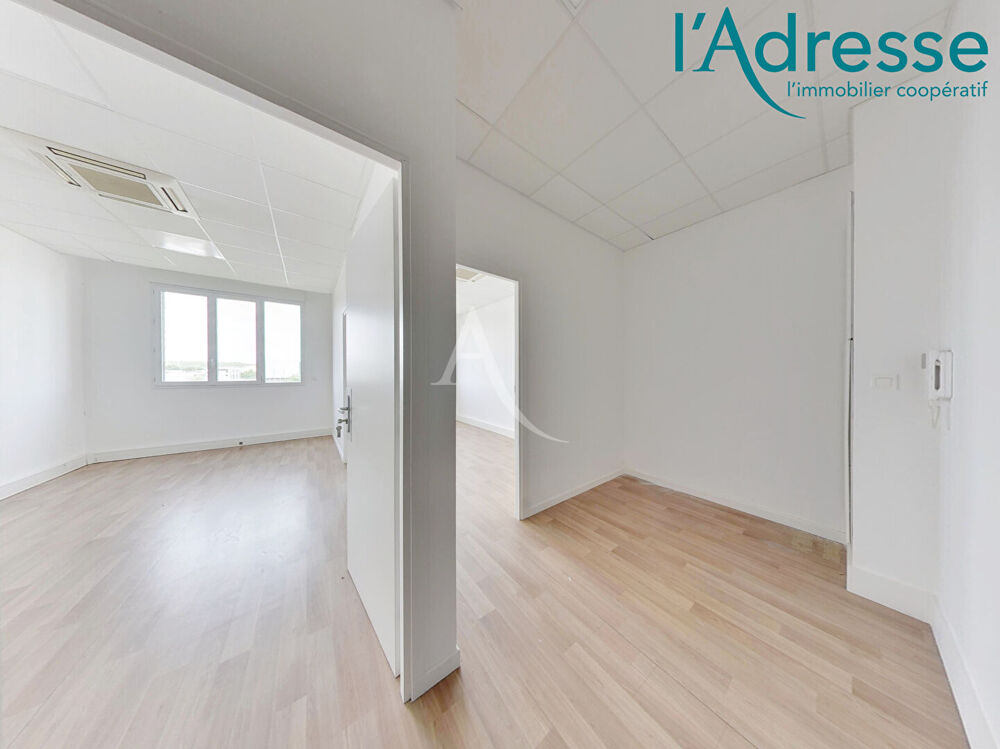   Bureaux Noisy Le Grand 33.84 m2 Noisy le grand