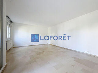  Appartement � louer 4 pi�ces 80 m�