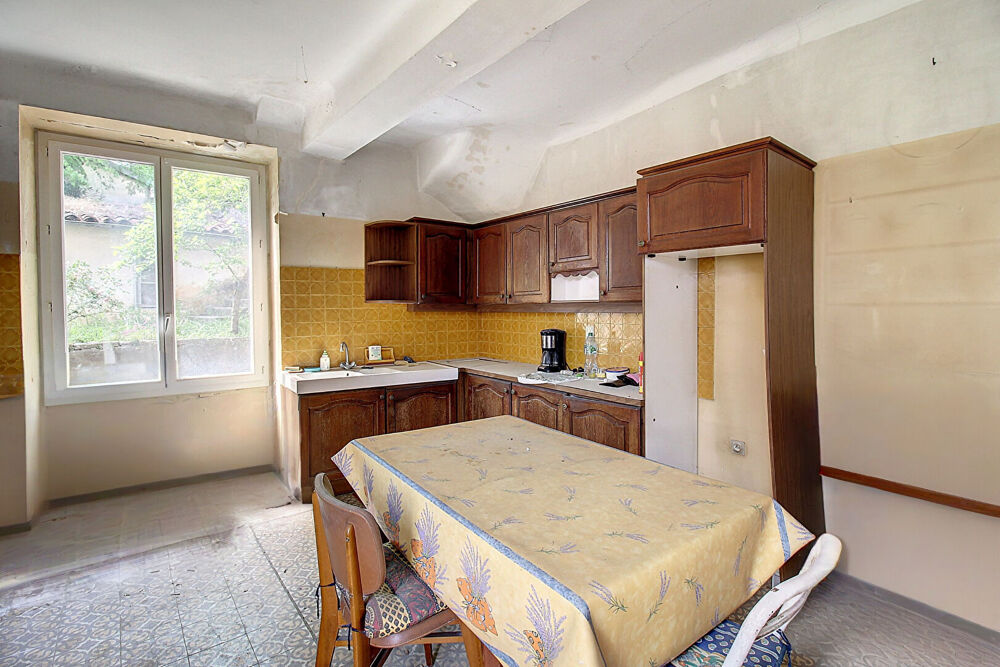 Vente Maison A VENDRE en EXCLUSIVITE à DRAGUIGNAN - Maison 10 pièces 202 m² sur un terrain de 1585 m² Draguignan