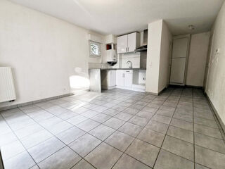 Location Appartement LA COLLE SUR LOUP - Studio de 26 m² avec terrasse La colle sur loup