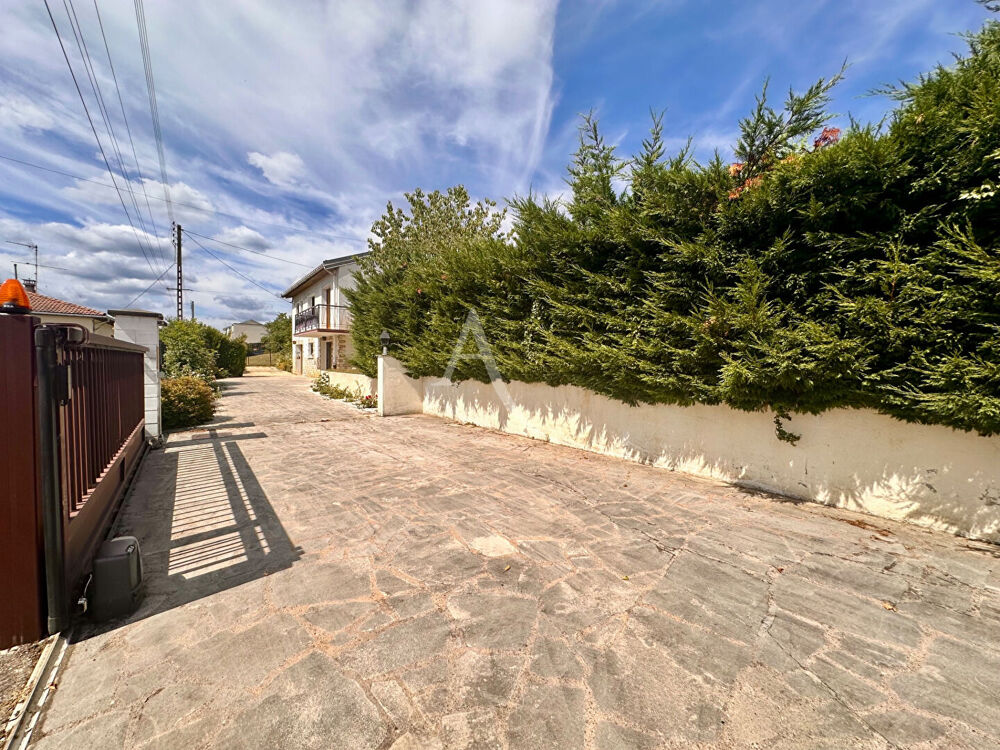 A VENDRE : Charmante maison d'environ 120 m² sur la commune de Champigneulles