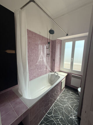 Appartement à louer 3 pièces 48 m²