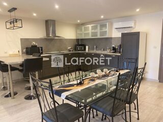  Immeuble � vendre 10 pi�ces 306 m�