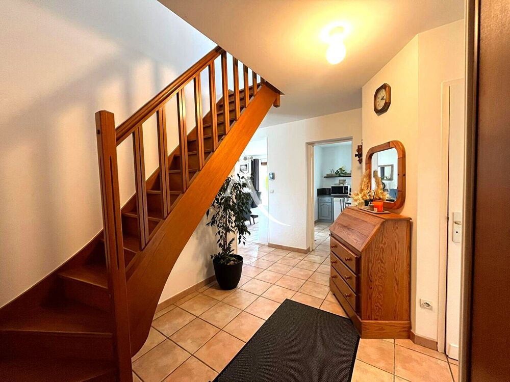Vente Maison Maison traditionnelle 170m2 -  Fouju Guignes