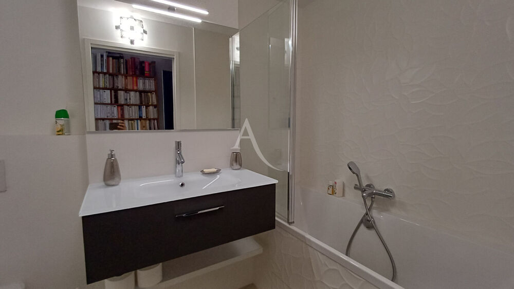 à vendre  Appartement Sète (34200)