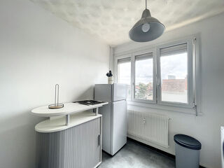  Appartement à louer 1 pièce 29 m²