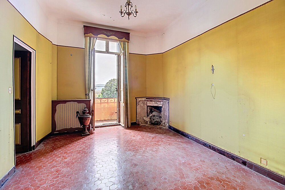 À VENDRE EN EXCLUSIVITÉ à DRAGUIGNAN - 2 MAISONS, potentiel d'investissement