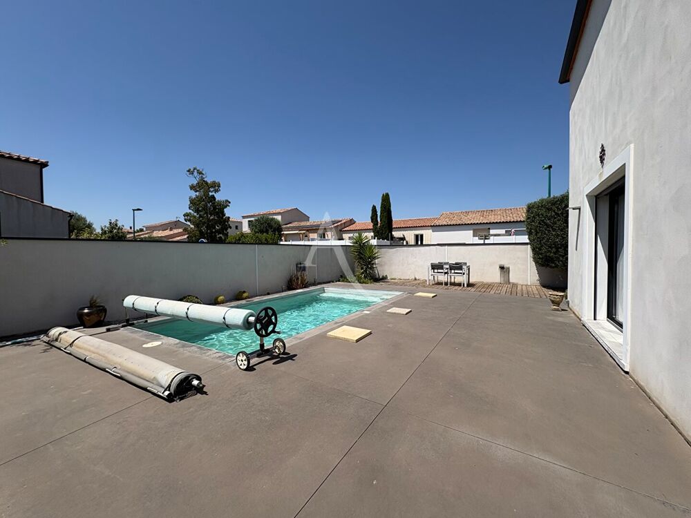 Location Maison A louer à l'année - Villa T4 avec piscine Pinet