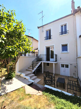  Maison  vendre 4 pices 