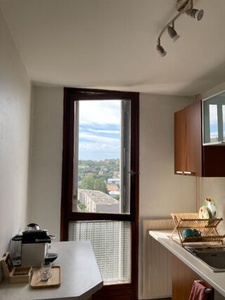  Appartement à louer 2 pièces 50 m²