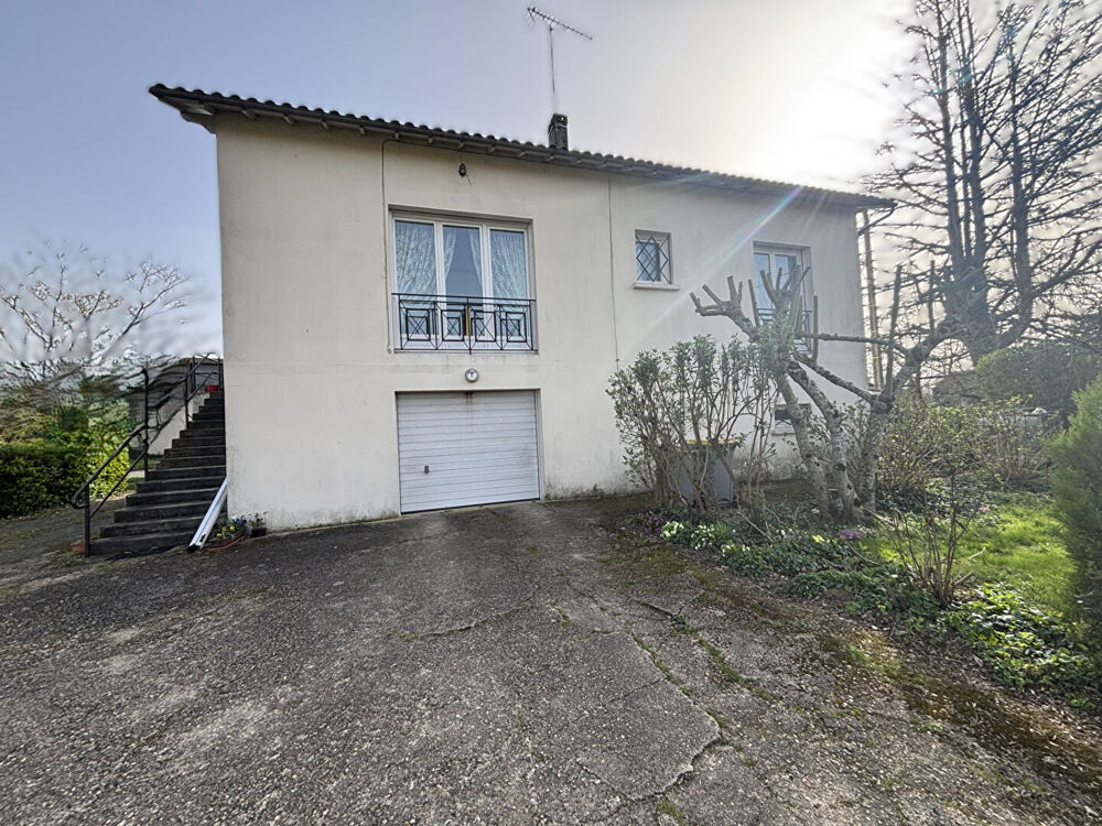 Maison proche montpon centre 5 pièce(s) 101 m2