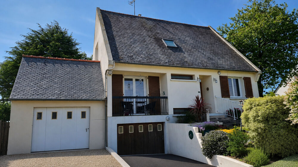 Vente Maison COTES D'ARMOR, Plessala, Maison de 3 chambres et 2 garages, à quelques pas du village Le mene
