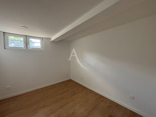  Appartement à louer 3 pièces 40 m²