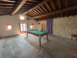  Maison � vendre 6 pi�ces 213 m�